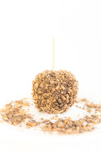 Load image into Gallery viewer, Heath Bar Caramel Apple
